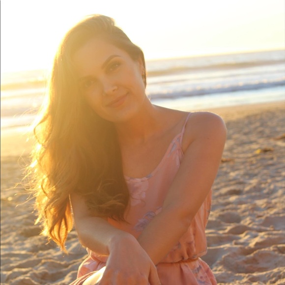 Meet your Posher, Paige - Picture 5 of 5